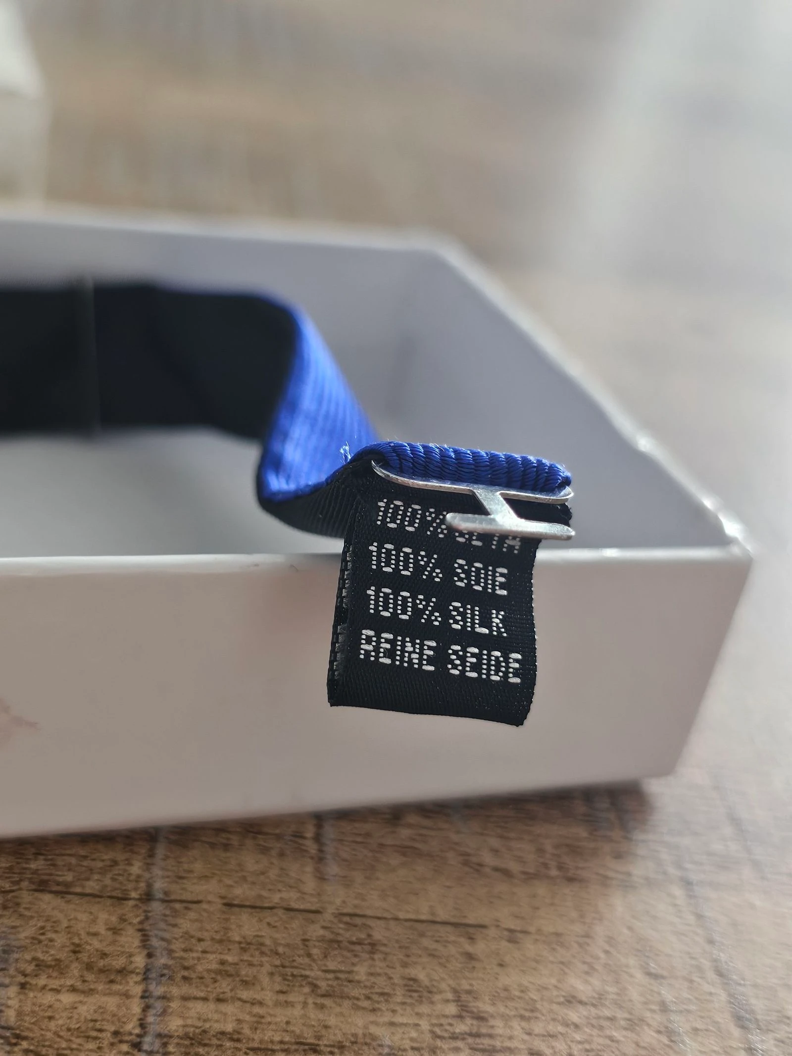 Nœud papillon en 100% soie H&M neuf  – photo 5